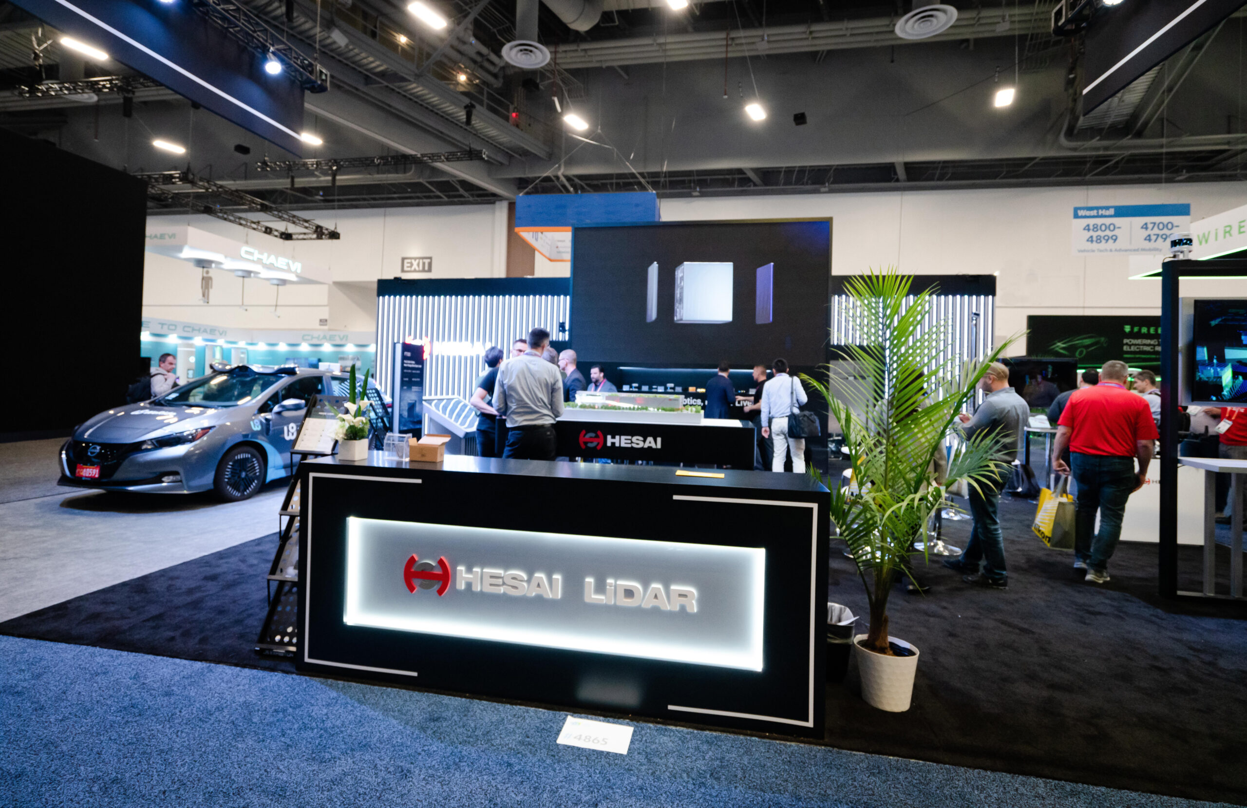 Hesai Debuts Fully Solid-State Lidar FT120 at CES 2023